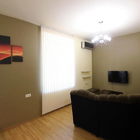 Studio With Balcony On Sayat Nova Avenue يريفان المظهر الخارجي الصورة