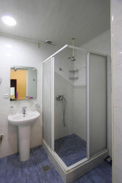 Studio With Balcony On Sayat Nova Avenue يريفان المظهر الخارجي الصورة